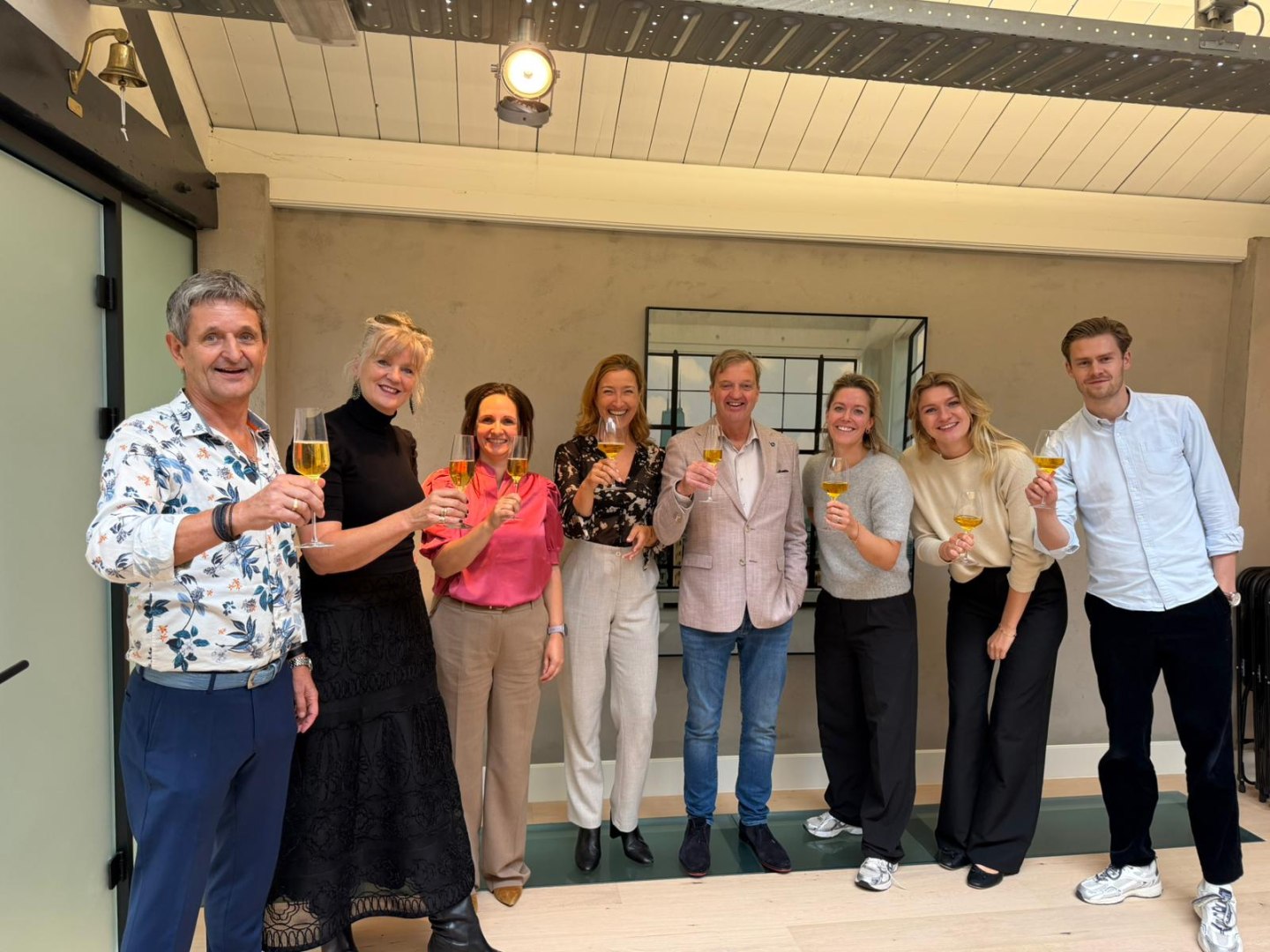 260902 - Closing foto (1)
